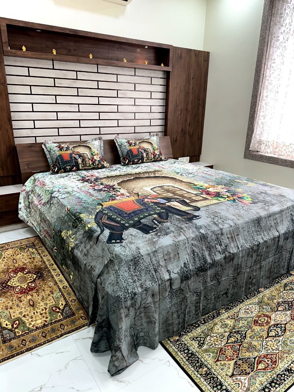 DIGITAL PRINT BEDSHEET WITH PILLOW COVERS (108*)