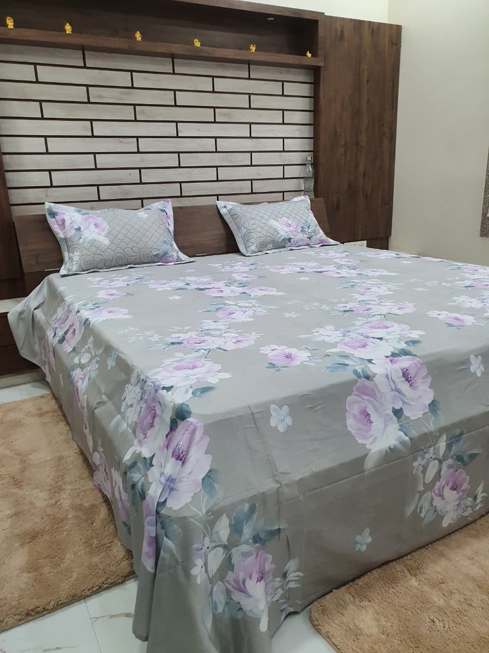 BEDSHEET KING SIZE WITH CULTED PILLOW COVER