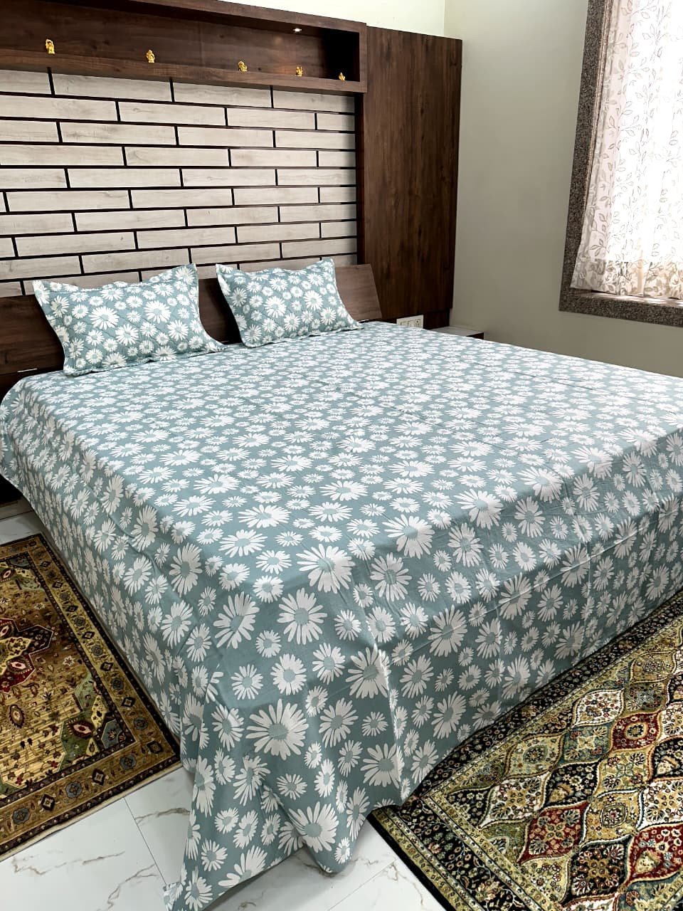 BEDSHEET KING SIZE WITH CULTED PILLOW COVER